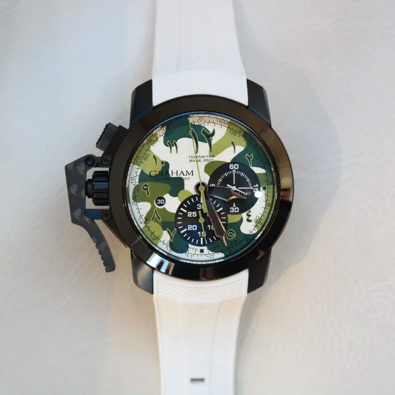 Pre-Owned Graham Chronofighter Oversize Arrow Green Camouflage 2CCAU.G04A