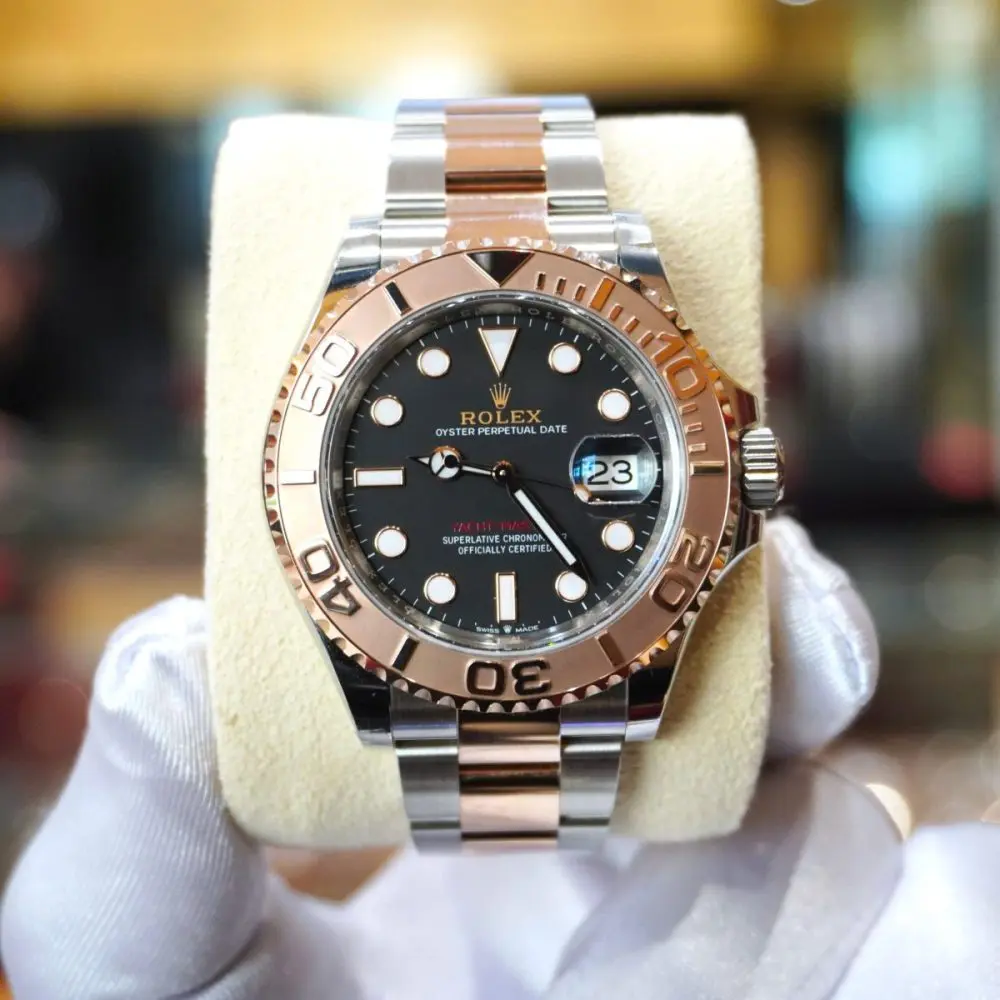 Pre-owned Rolex Yacht-Master 40mm Steel & Rose Gold Black Dial Oyster 126621