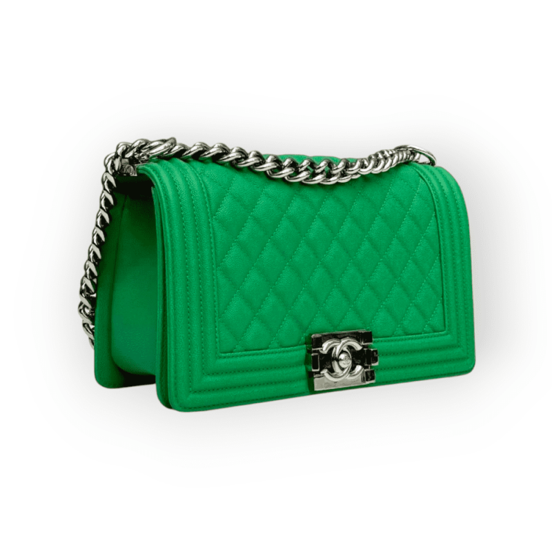 Pre-Owned Chanel Boy Medium Green Caviar Quilted Shiny Silver