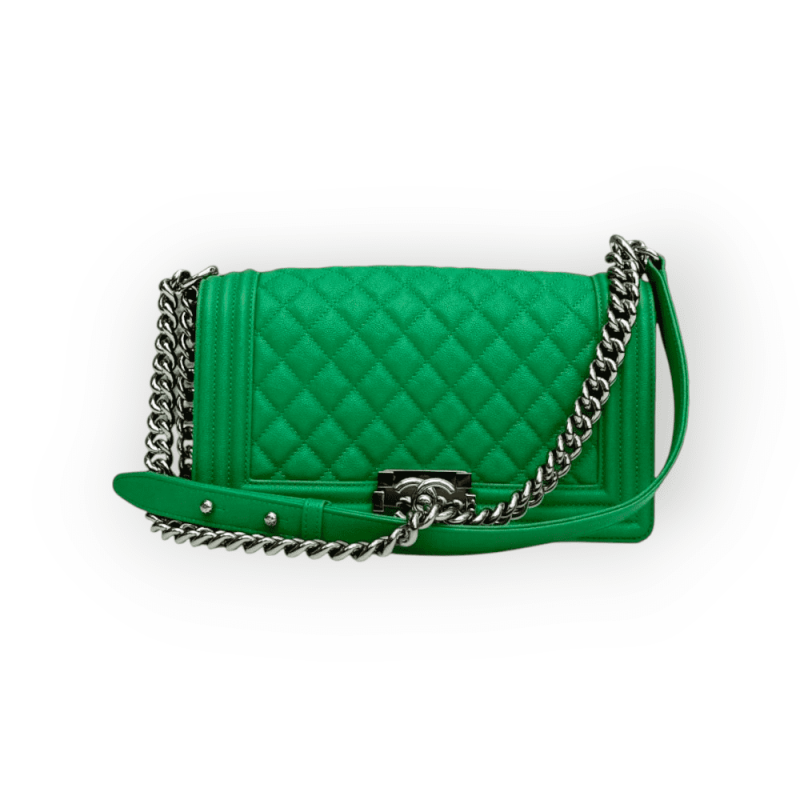 Pre-Owned Chanel Boy Medium Green Caviar Quilted Shiny Silver