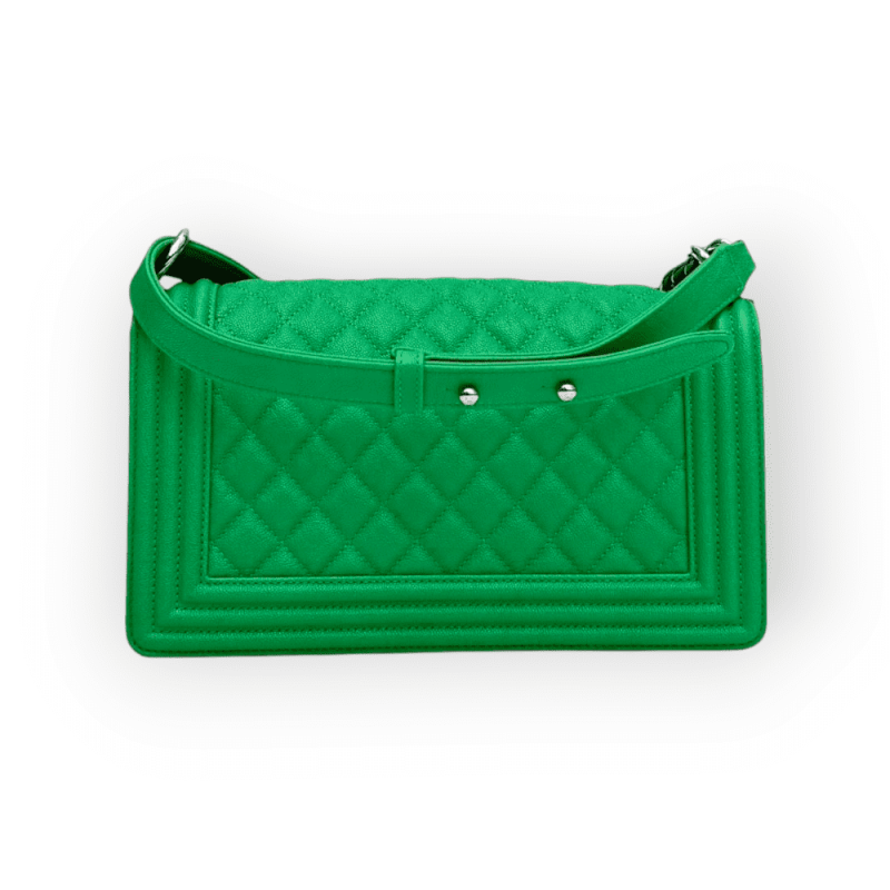 Pre-Owned Chanel Boy Medium Green Caviar Quilted Shiny Silver