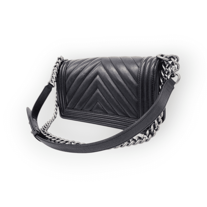 Pre-Owned Chanel Caviar Chevron Leather Quilted New Medium Size Boy Flap Black