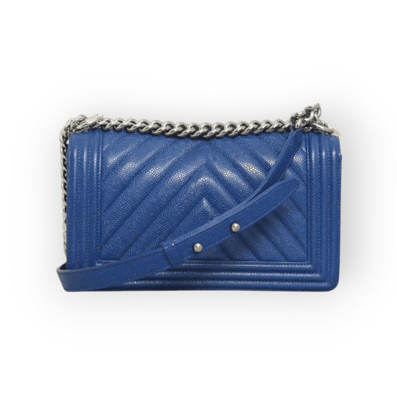 Pre-Owned Chanel Caviar Chevron Leather Quilted New Medium Size Boy Flap Navy Blue