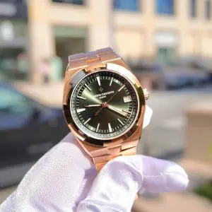 Pre-Owned Vacheron Constantin Overseas Self-Winding Green Dial Rose Gold Men's Watch 4520V210R-B967