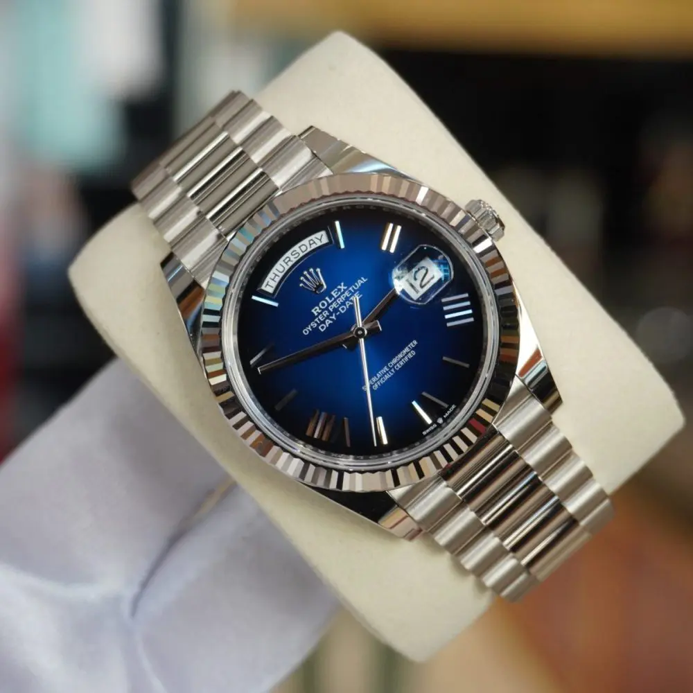 Pre-Owned Rolex Day-Date White Gold Blue 40mm Ombre dial 228239-0076 - Image 2