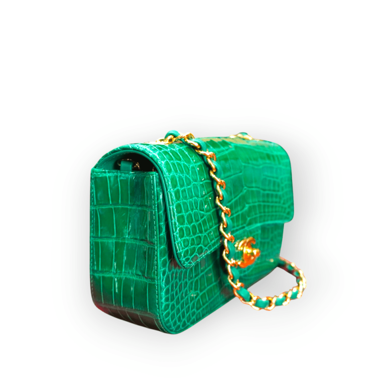 Pre-Owned Chanel Green Aligator Small Classic Double Flap Bag