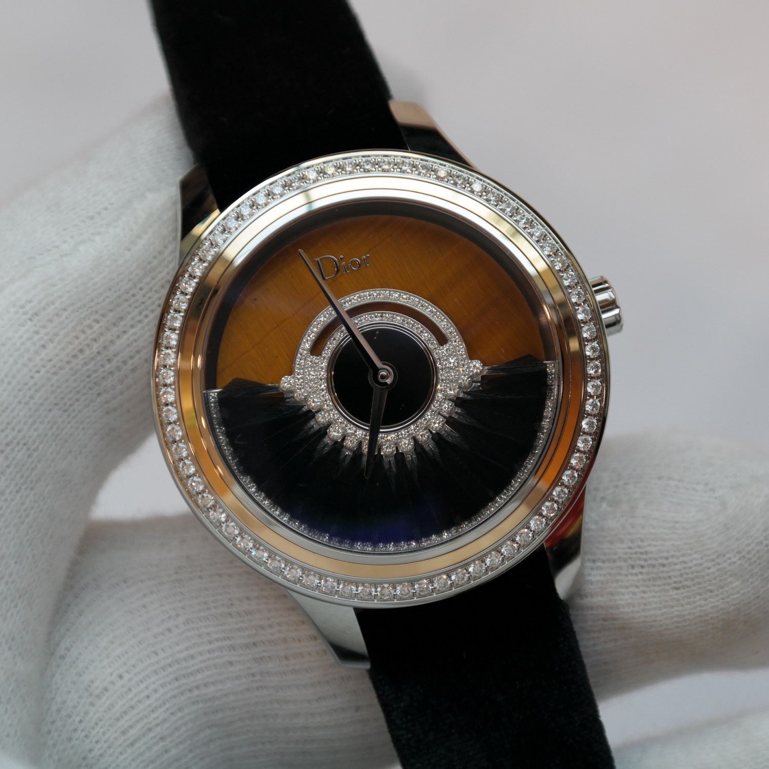 Dior Grand Bal Plume 36 mm watch. Reference dial: CD153B2SA001