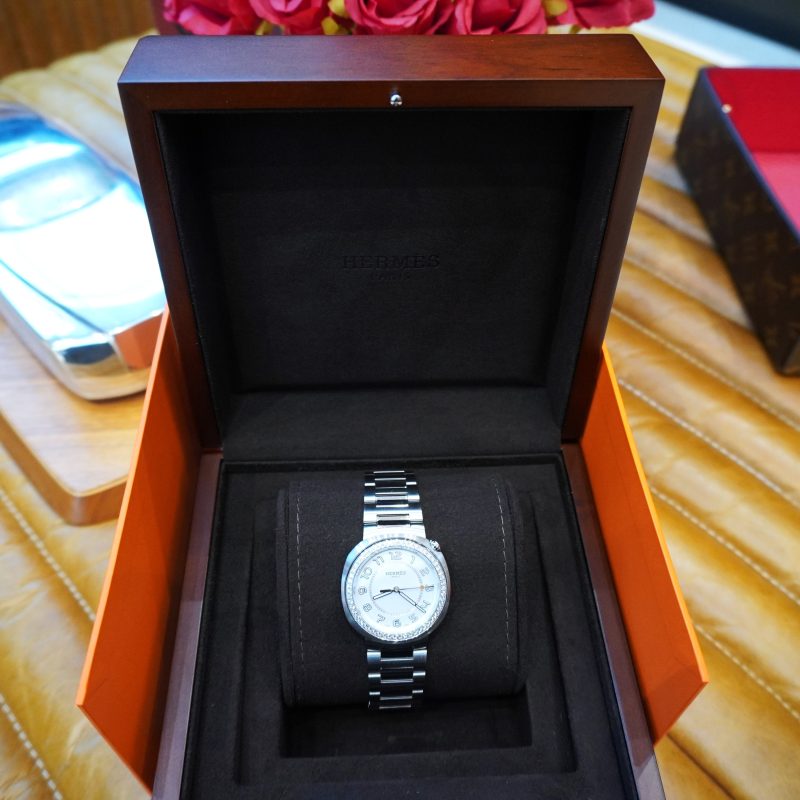 Pre-Owned Hermes Cut Large 36mm Stainless Steel Silver Dial Diamond-Set Bezel W403229WW00